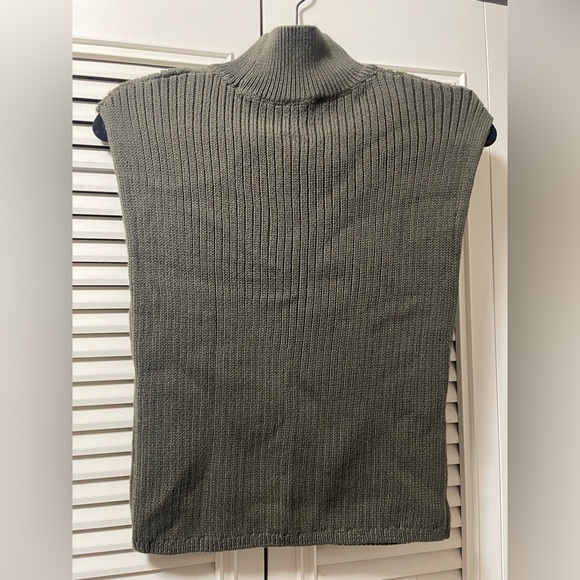 Express Olive Ribbed Knit Top - Picture 2 of 4